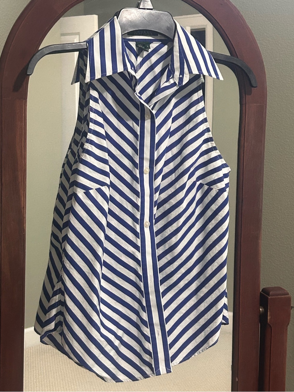 Lauren Ralph Lauren Blue White Striped Sleeveless Button Down Size 4